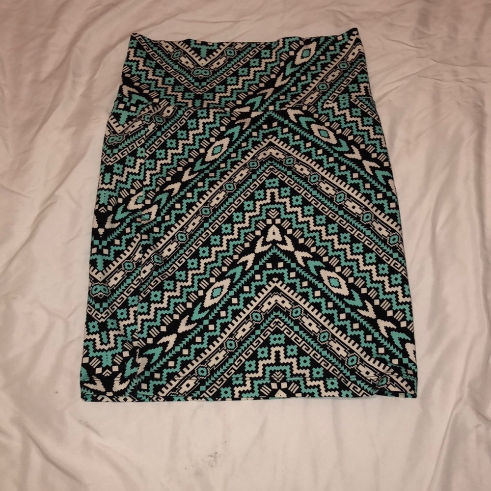Patterned blue pencil skirt